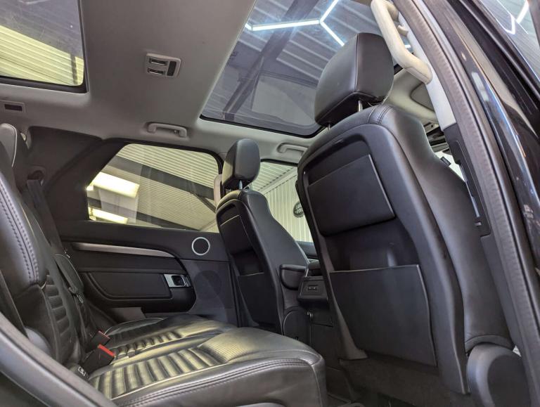 2017 Land Rover Discovery 3.0 Discovery HSE TD6 Auto 4WD 5dr SUV Diesel Automatic