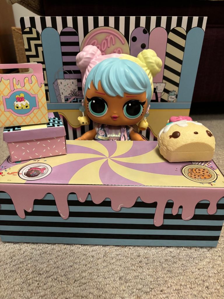 L.O.L. Surprise! Big Baby, Bon Bon doll 