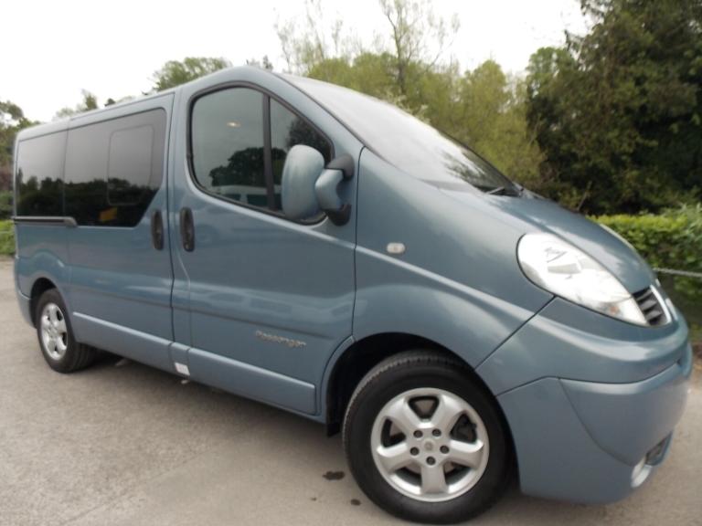 2013 Renault Trafic SL27dCi 115 Sport Auto Wheelchair Dayvan Camper  MPV Diesel Automatic
