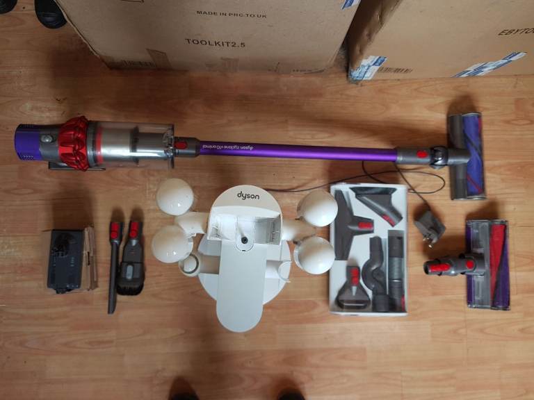 dyson cyclone v10 total clean cordless vacuum cleaner Handheld filters washed and dried F