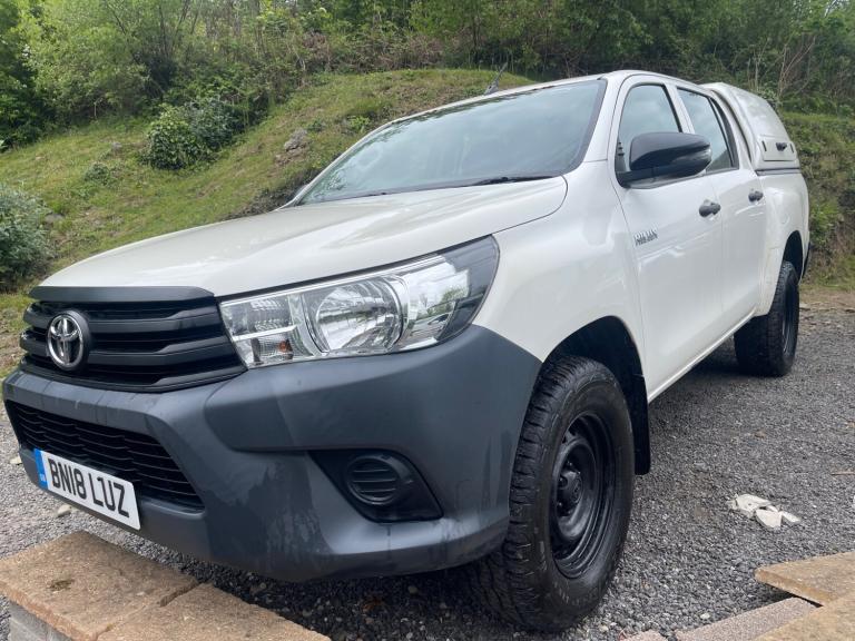 2018 Toyota Hilux Active CREW-CAB 2.4 D-4D PICK UP Diesel Manual
