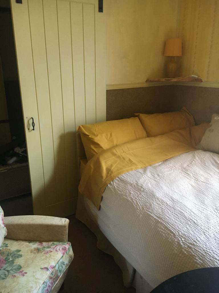 Room for Rent in Shared House