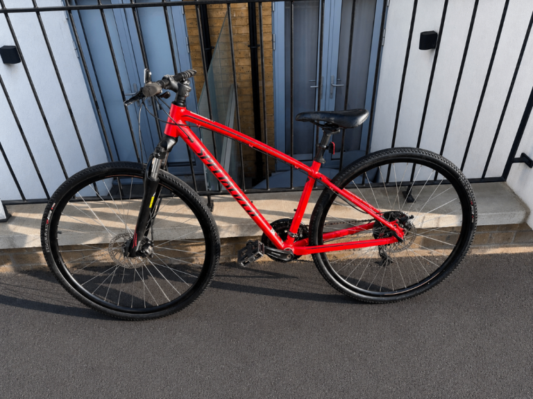 Specialized hybrid bike Cross trail 2022-2025 model