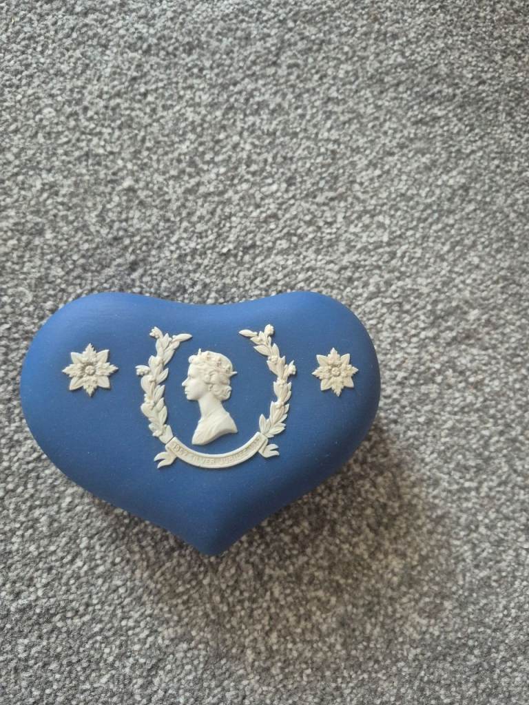 Wedgwood Style Jasperware Heart Shaped Trinket Box - Blue