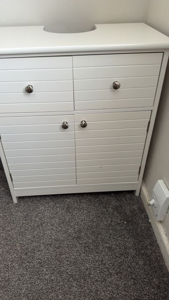 White Bathroom Vanity Unit with Sink Cut-out