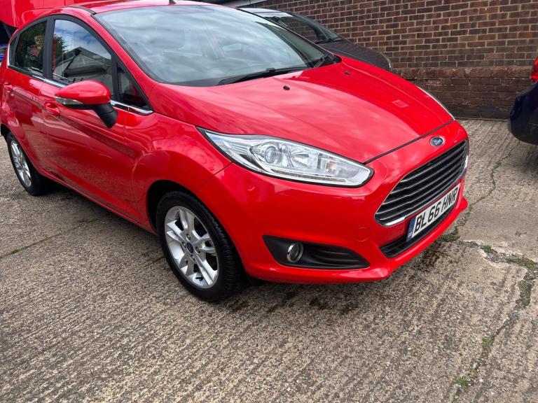 2016 Ford Fiesta 1.0T EcoBoost Zetec Euro 6 (s/s) 5dr HATCHBACK Petrol Manual