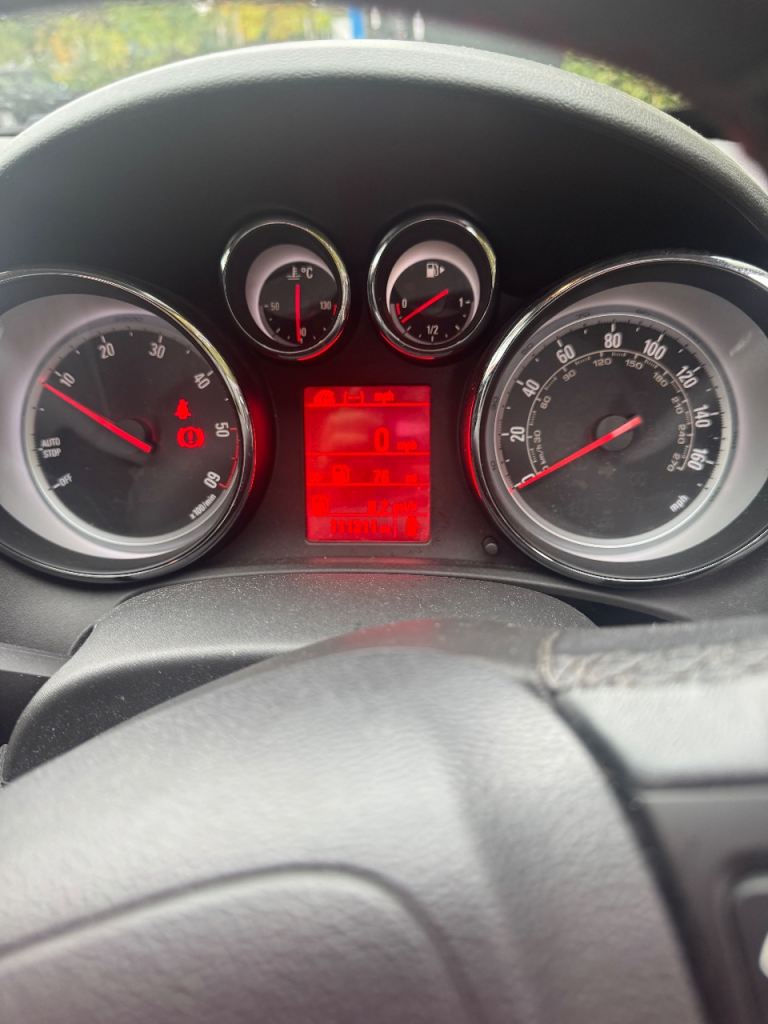 Vauxhall, GTC, Hatchback, 2015, Manual, 1956 (cc), 3 doors