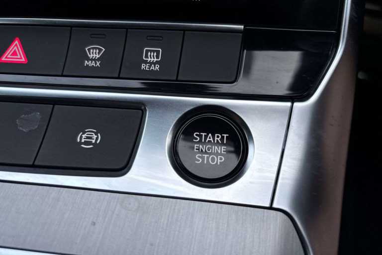  Audi A6 45 TFSI 265 Quattro S Line 5dr S Tronic [Tech] Estate Petrol Automatic