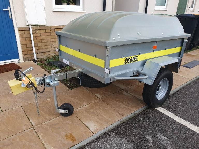 Franc 5x3 trailer with lockable hard top 