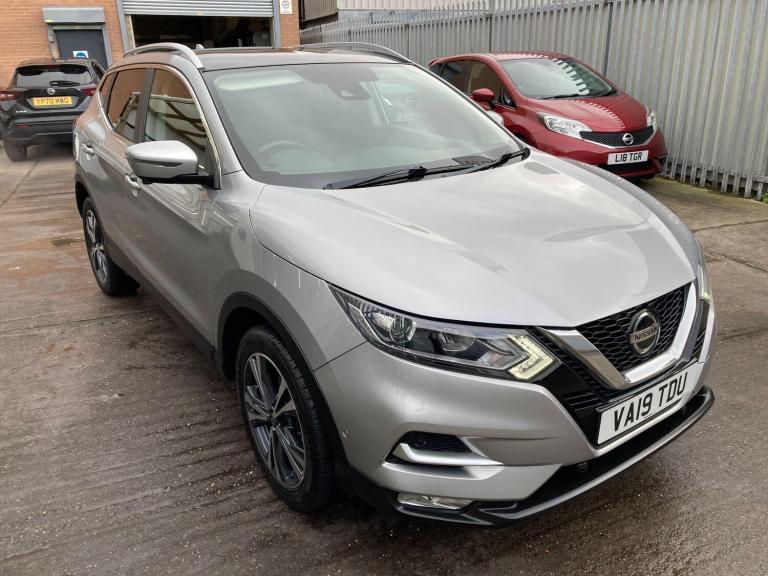 2019 Nissan Qashqai 1.3 DiG-T N-Connecta 5dr HATCHBACK PETROL Manual