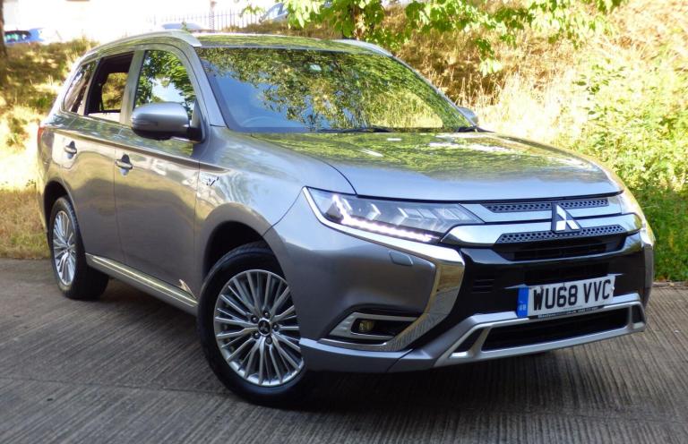 2018 Mitsubishi Outlander 2.4h TwinMotor 13.8kWh 4h CVT 4WD Euro 6 (s/s) 5dr