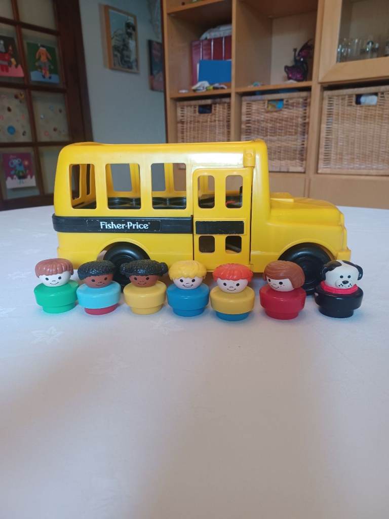 Vintage Fisher price school bus with figures 