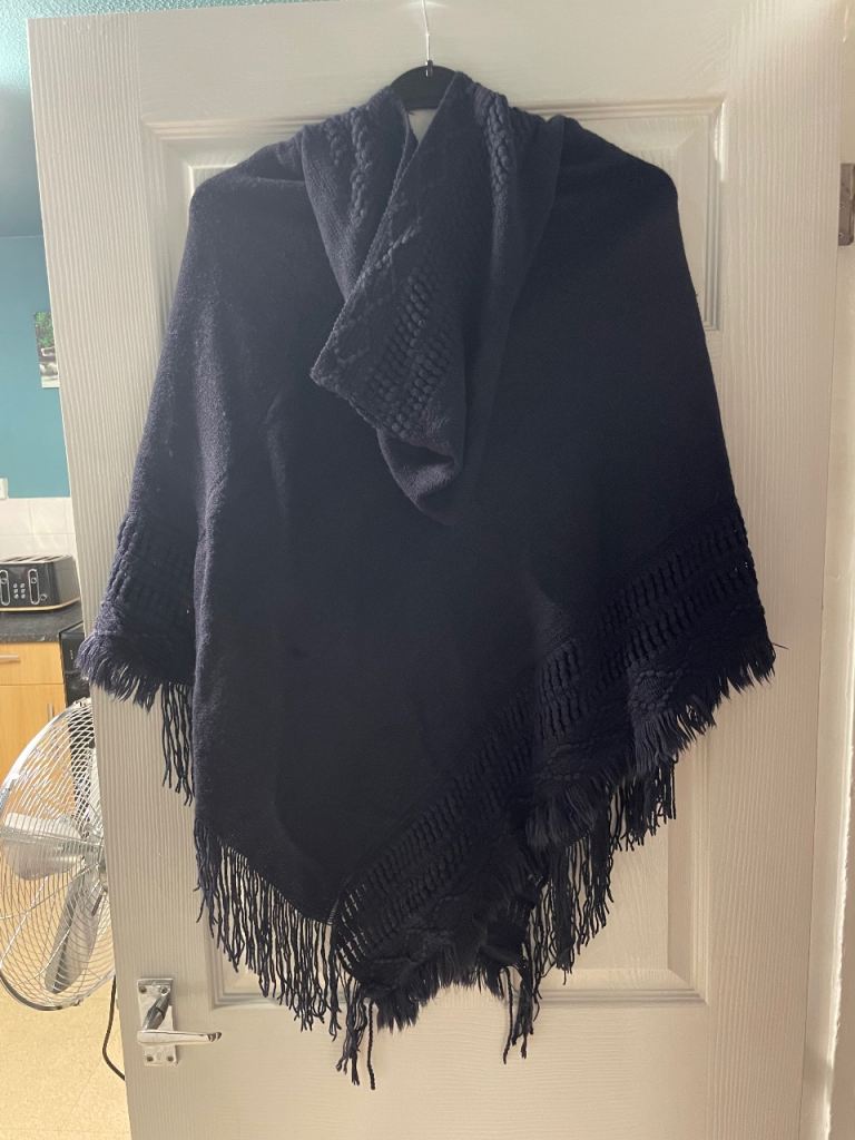 Grey & Navy Hooded Ponchos Fits A Size 24