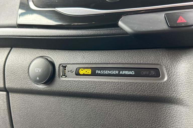 2025 Ford Transit 460 Limited AUTO L4 H3 ELWB High Roof 17 Seat Minibus RWD 2.0 EcoBlue 165ps Min...