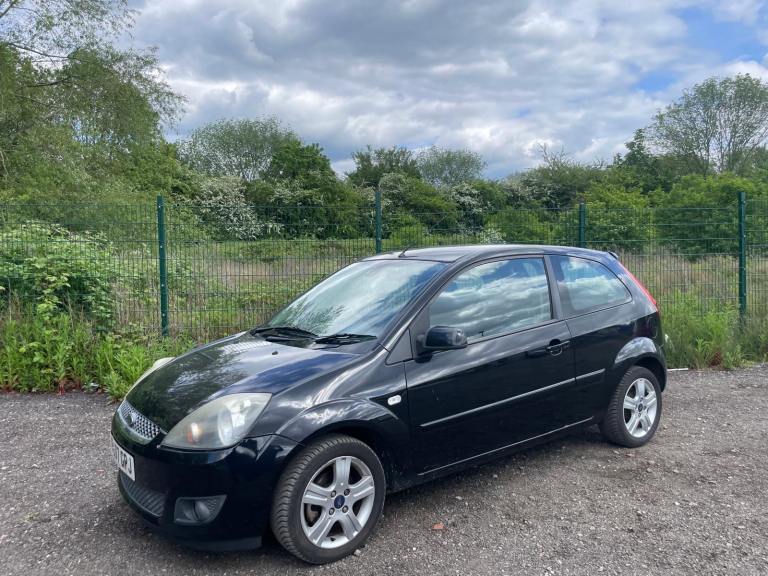 FORD FIESTA 1.2 ZETEC CLIMATE 07 REG BLACK 3 DOOR MOT OCTOBER 2026 SERVICE HISTORY LOW INSURANCE