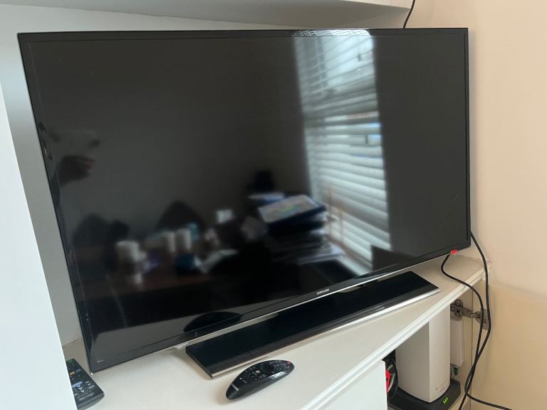 Samsung 40-inch TV