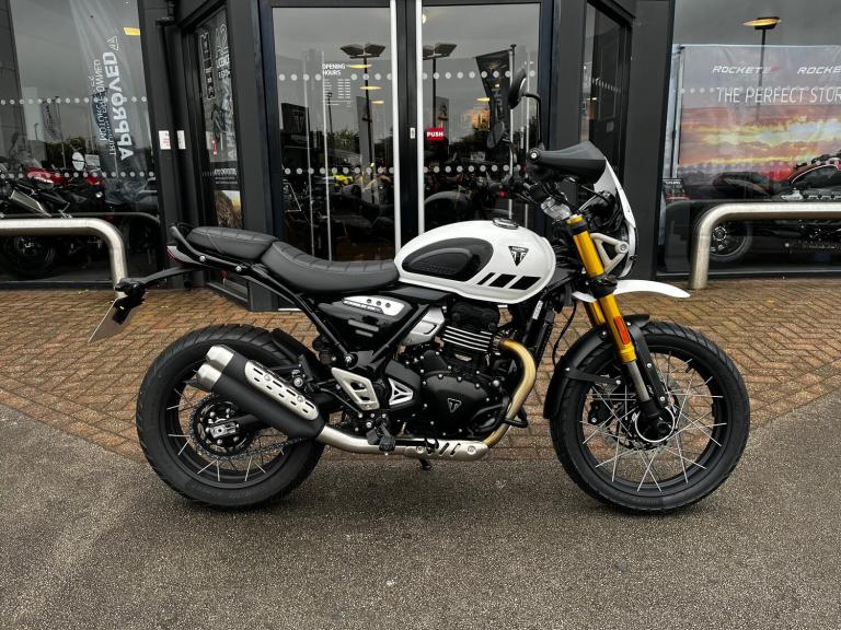 2026 Triumph SCRAMBLER 400 XC Scrambler 400 XC (26MY) Classic PETROL Manual
