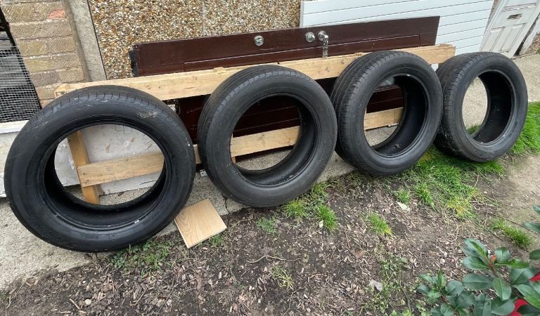 Lexus NX300H 4x Tyres 225/60 R18