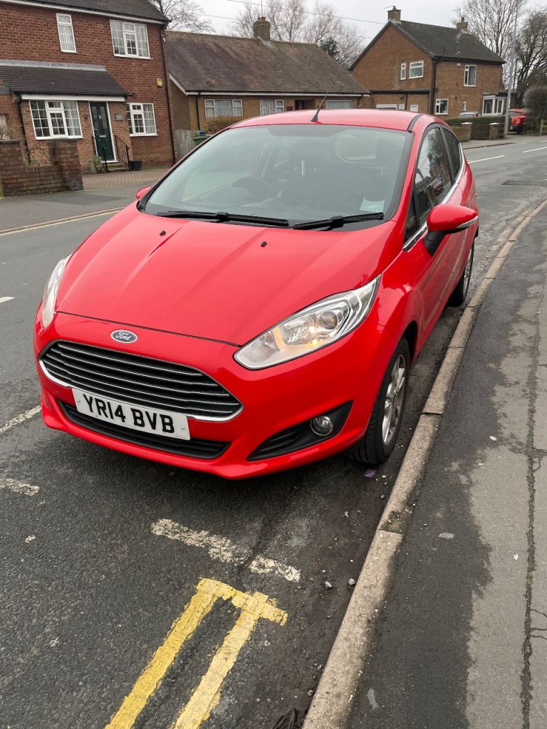 Ford, FIESTA, Hatchback, 2014, Manual, 1241 (cc), 3 doors