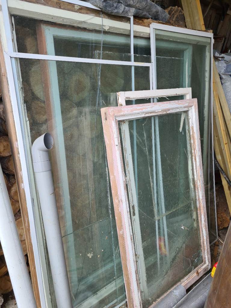 Job lot of windows