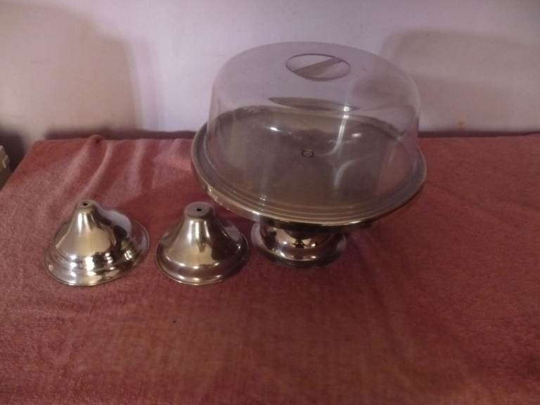 CAKE STAND