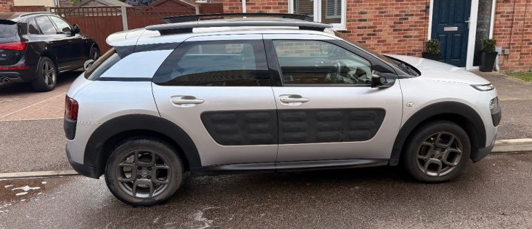 Citroen, C4 CACTUS, Hatchback, 2015, Manual, 1560 (cc), 5 doors