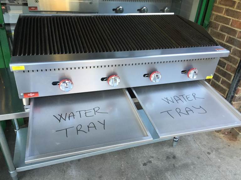 CATERING COMMERCIAL Gas  CHAR Grill ,Water Trays CAFE RESTAURANT KEBAB BBQ SHOP KITCHEN EQUIPMENS