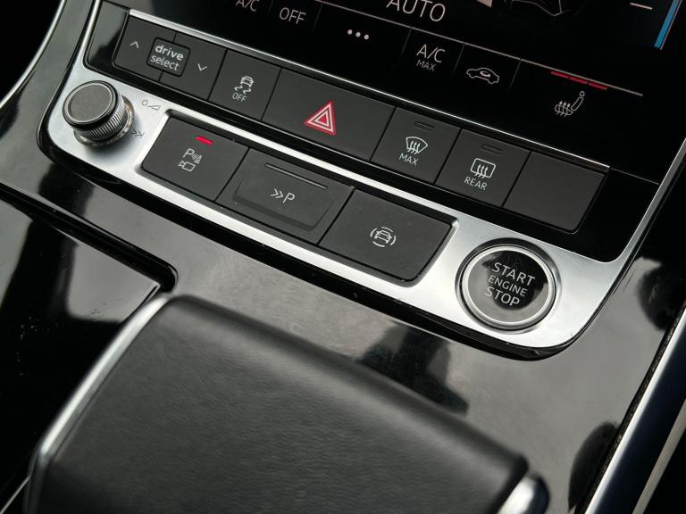 2024 Audi Q7 3.0 TFSI V6 55 Black Edition SUV 5dr Petrol Tiptronic quattro Euro 6 (s/s)  ESTATE P...