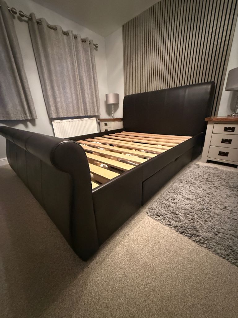 King Size Bed 