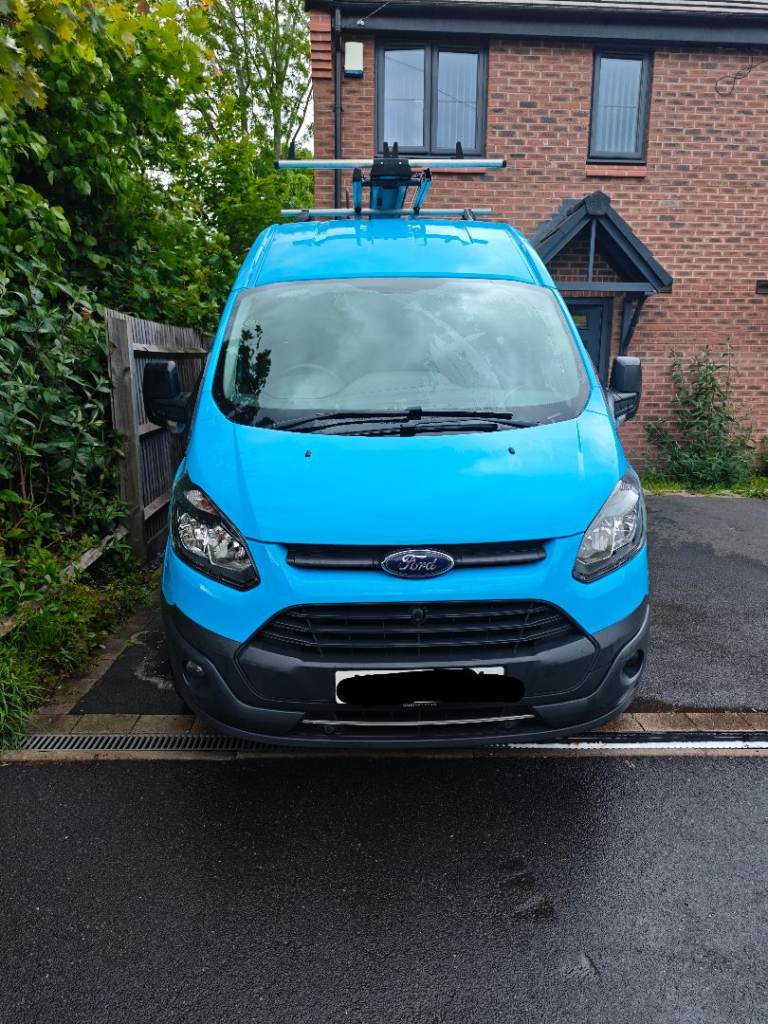Ford, TRANSIT CUSTOM, Panel Van, high roof lwb looked after clean and tidy van great runner 