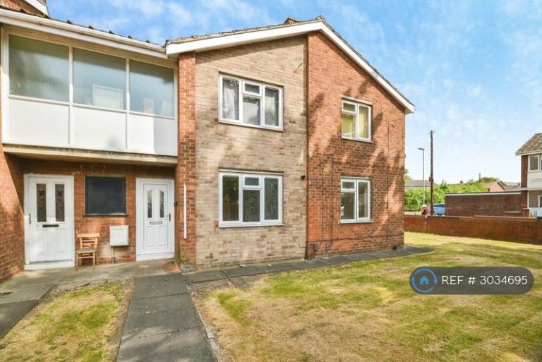 1 bedroom flat in Dukeport Court, Stockton-On-Tees, TS18 (1 bed) (#3034695)