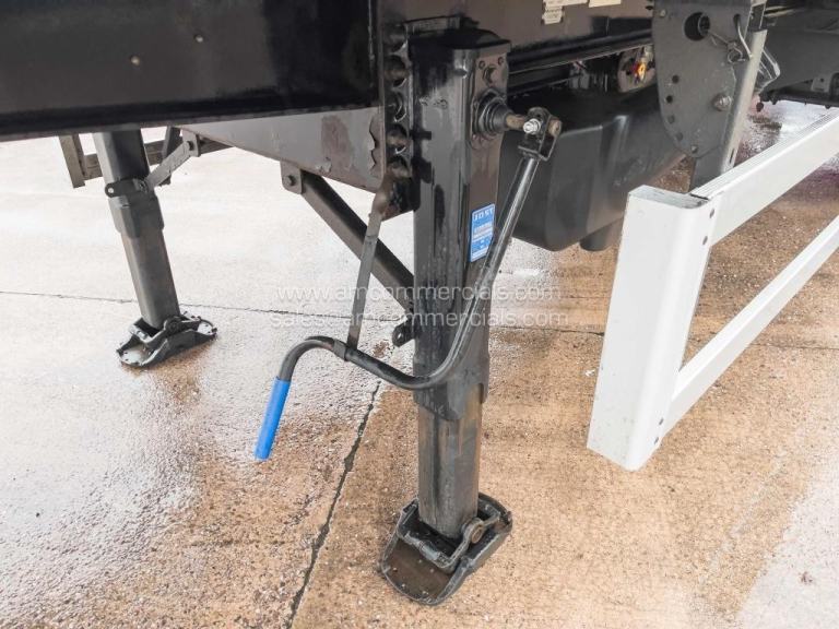 MONTRACON 4043mm TWIN EVAP FRIDGE TRAILER 