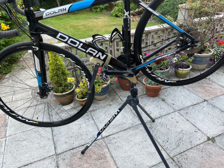 Cycle work stand.