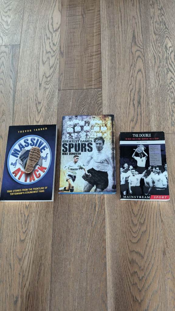 Bundle of TOTTENHAM HOTSPUR (Spurs) football books