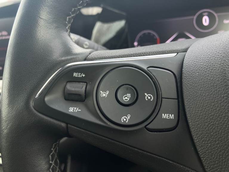 2023 Vauxhall Grandland 1.2 Turbo Ultimate 5dr Hatchback PETROL Manual