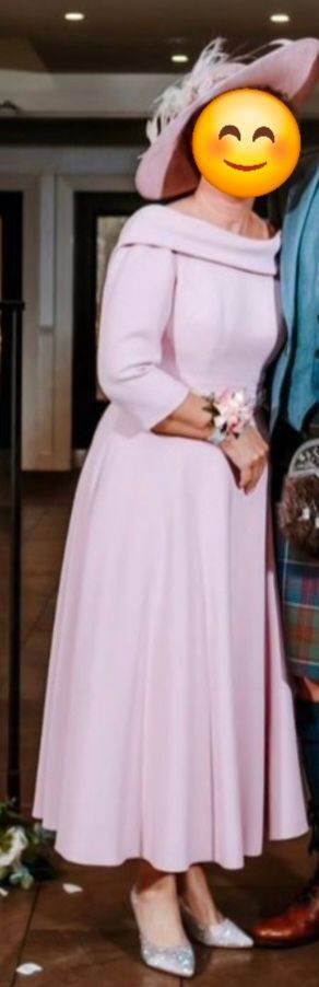 Ladies Mother of Groom Dress & Hat