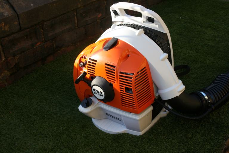 STIHL BR350 backpack leaf blower, as new condition used only once
