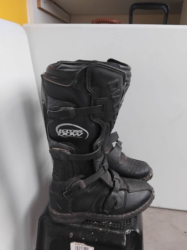 Off road boots
