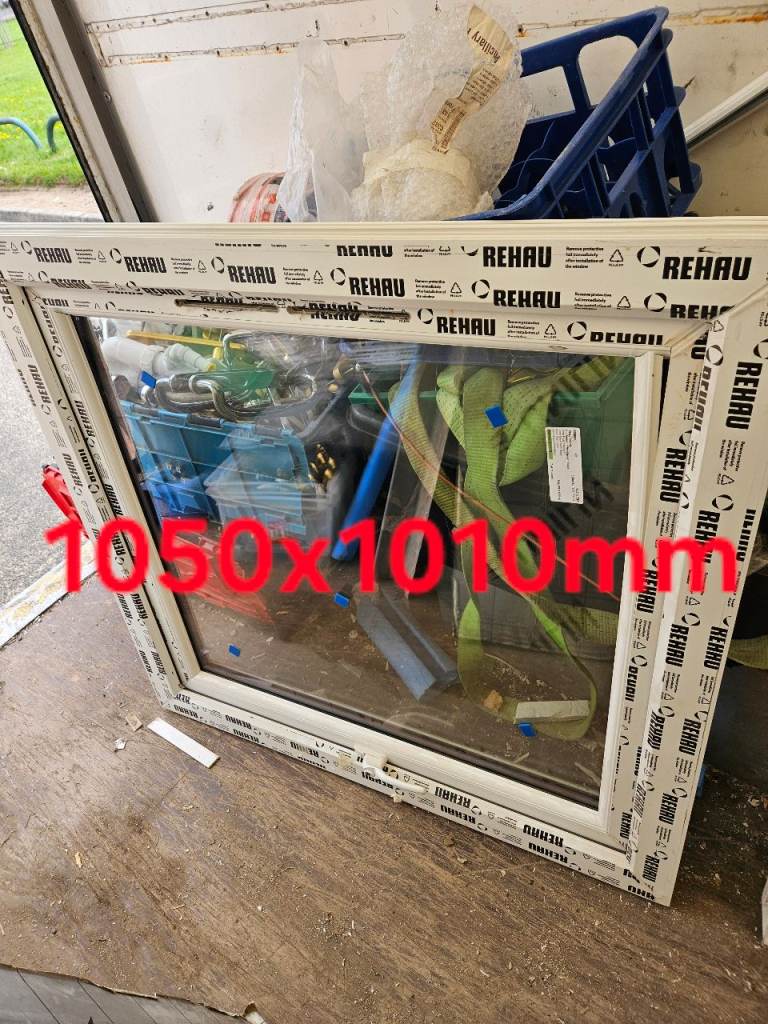 Upvc windows brand new fully glazed bargain £75 each 