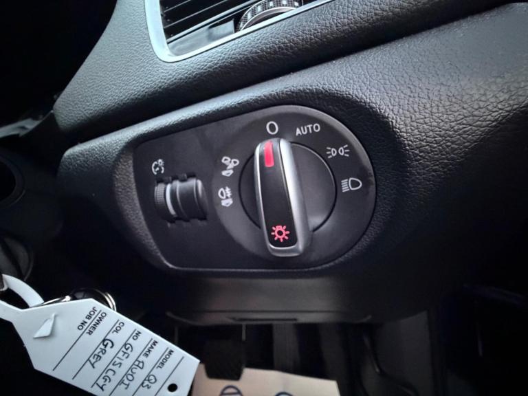 2015 Audi Q3 2.0 TDI S line S Tronic quattro Euro 6 (s/s) 5dr ESTATE Diesel Automatic