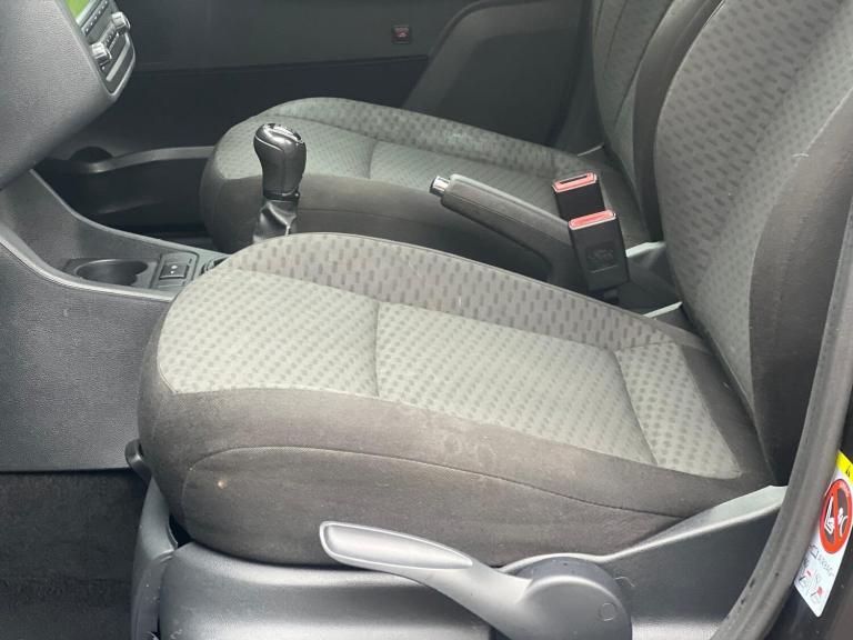 2014 Skoda Fabia 1.2 TSI 105 SE 5dr ESTATE PETROL Manual