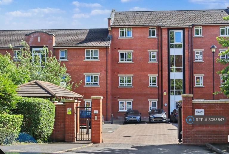 2 bedroom flat in Mill Green, Congleton, CW12 (2 bed) (#3058647)
