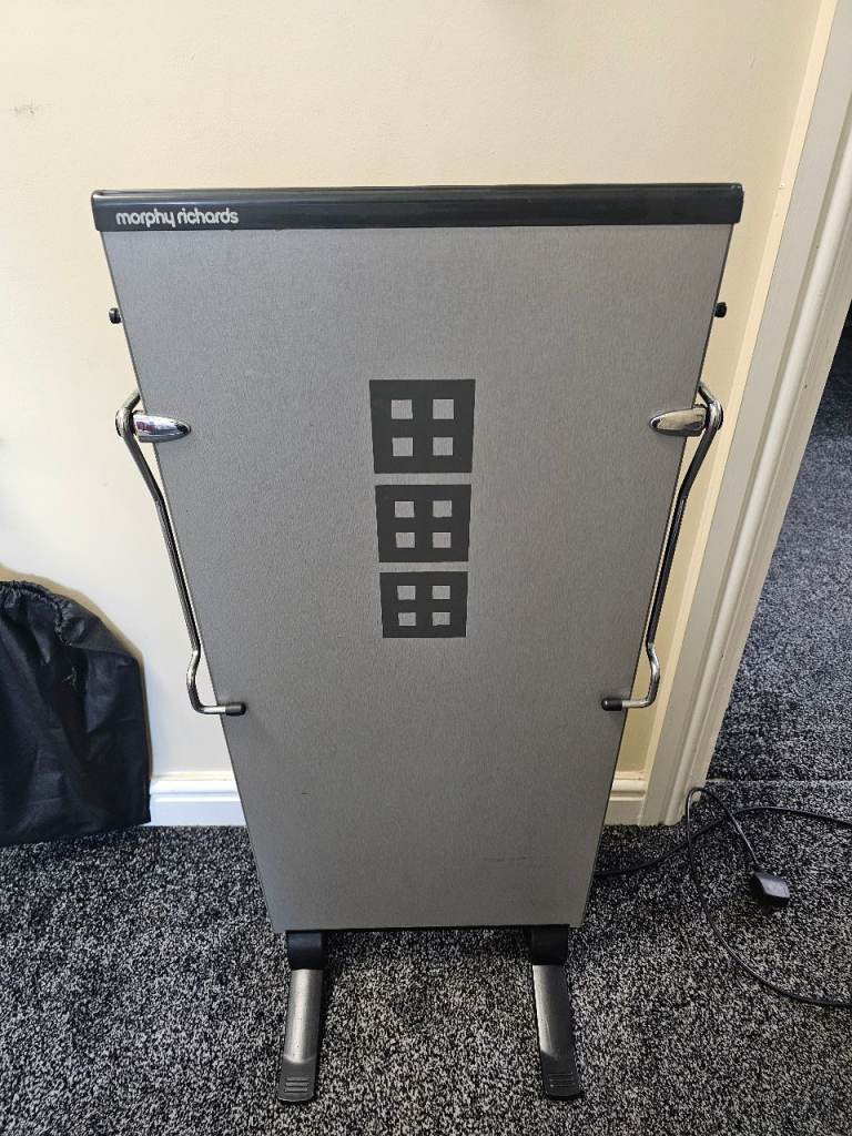 FREE Morphy Richards Clothes Steamer – Good Condition