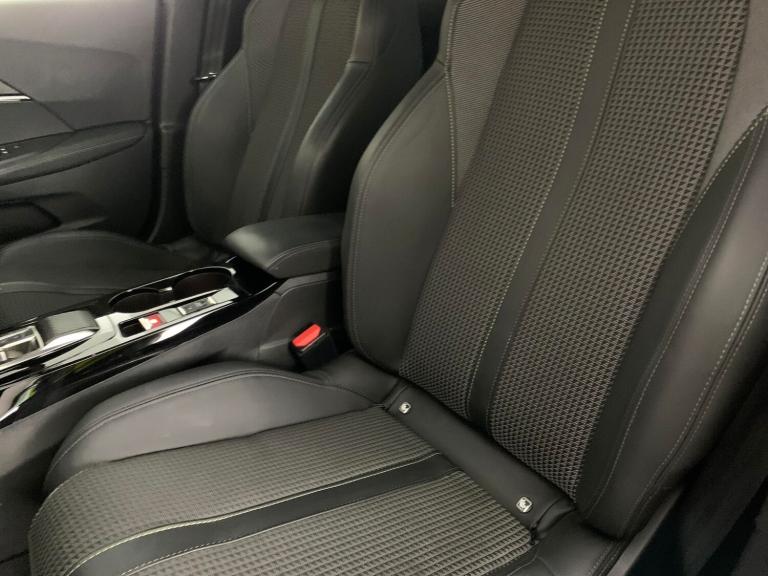 2022 Peugeot 2008 100kW GT 50kWh 5dr Auto HATCHBACK ELECTRIC Automatic