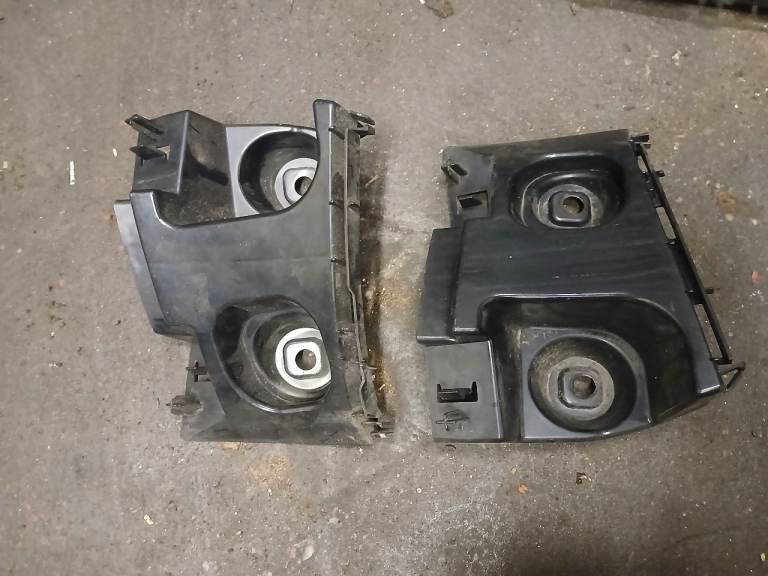 Mercedes-Benz Front Bumper Side Brackets Left & Right OEM A177 W177