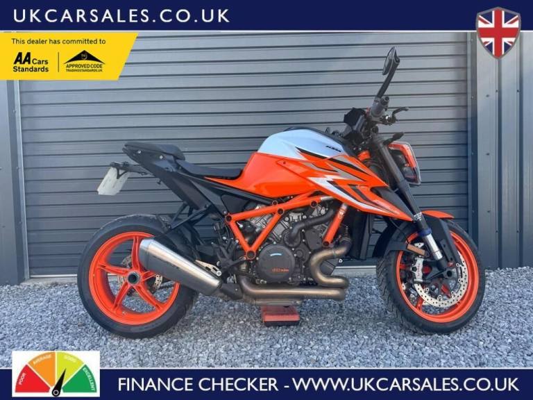 2022 KTM 1290 Super Duke R 1250 EVO Naked Petrol Manual X-Ring Euro 5 (179 ps) Naked Petrol Manual