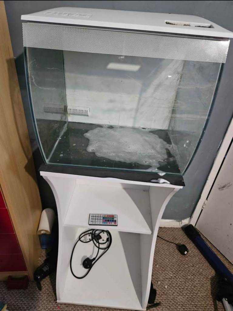 Fluval Flex 57L Aquarium Fish Tank with Stand