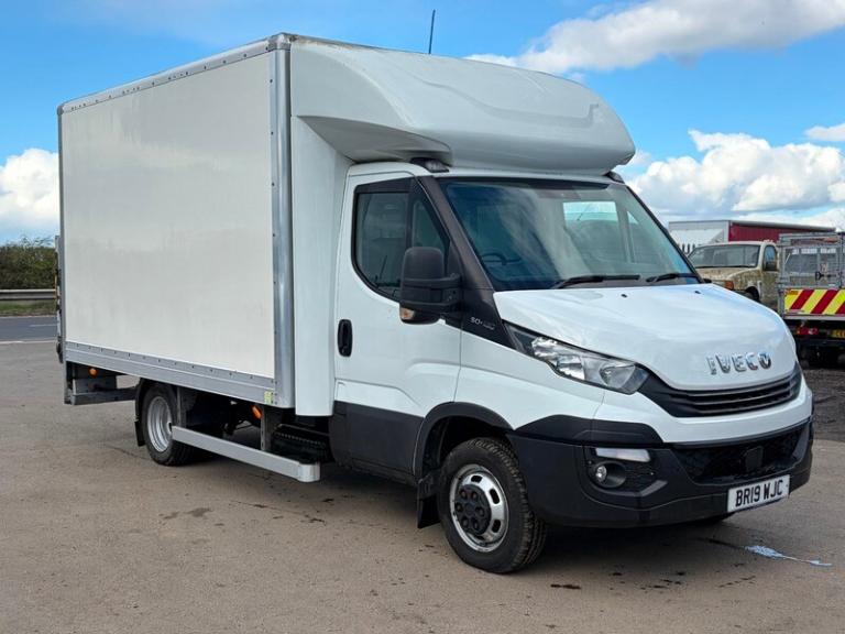 IVECO DAILY EURO 6 BOXVAN WITH TAILLIFT AND AIRCON. 12,950+VAT