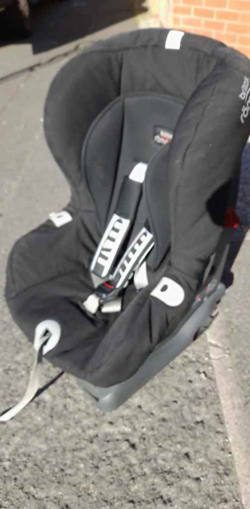 BRITMAX ROMER CAR SEAT , in very nice well kept condition , free local delivery 