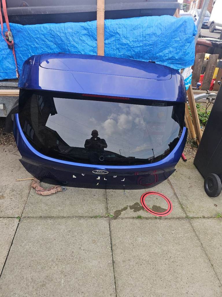 Ford Focus mk3 boot